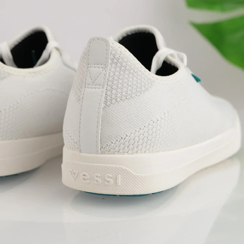 Vessi Womens Weekend Sneakers Size 9 Waterproof White Lace-Up Comfort Shoes Low